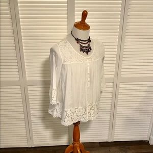 🍄Hippy Chic White Long Sleeve W/ Lace Sz M🍄